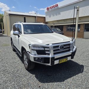 Landcruiser Sahara 3.3L