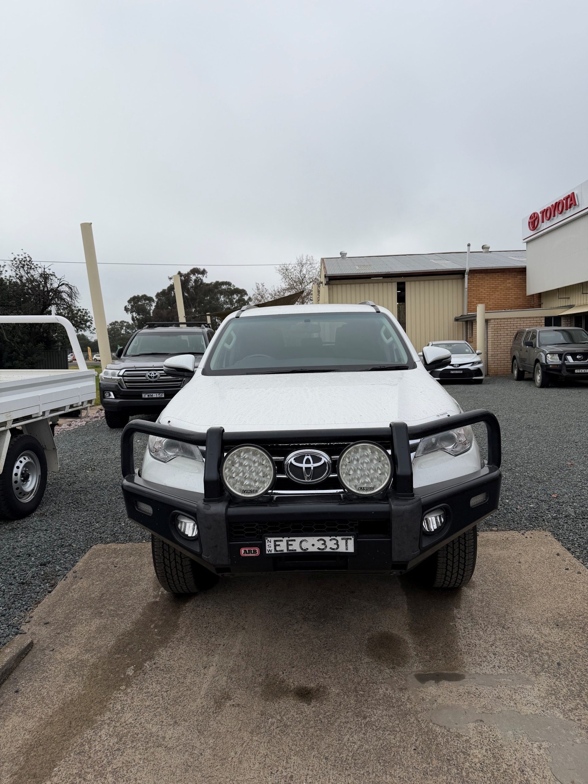Fortuner GXL 2.8L T Diese - Image 2