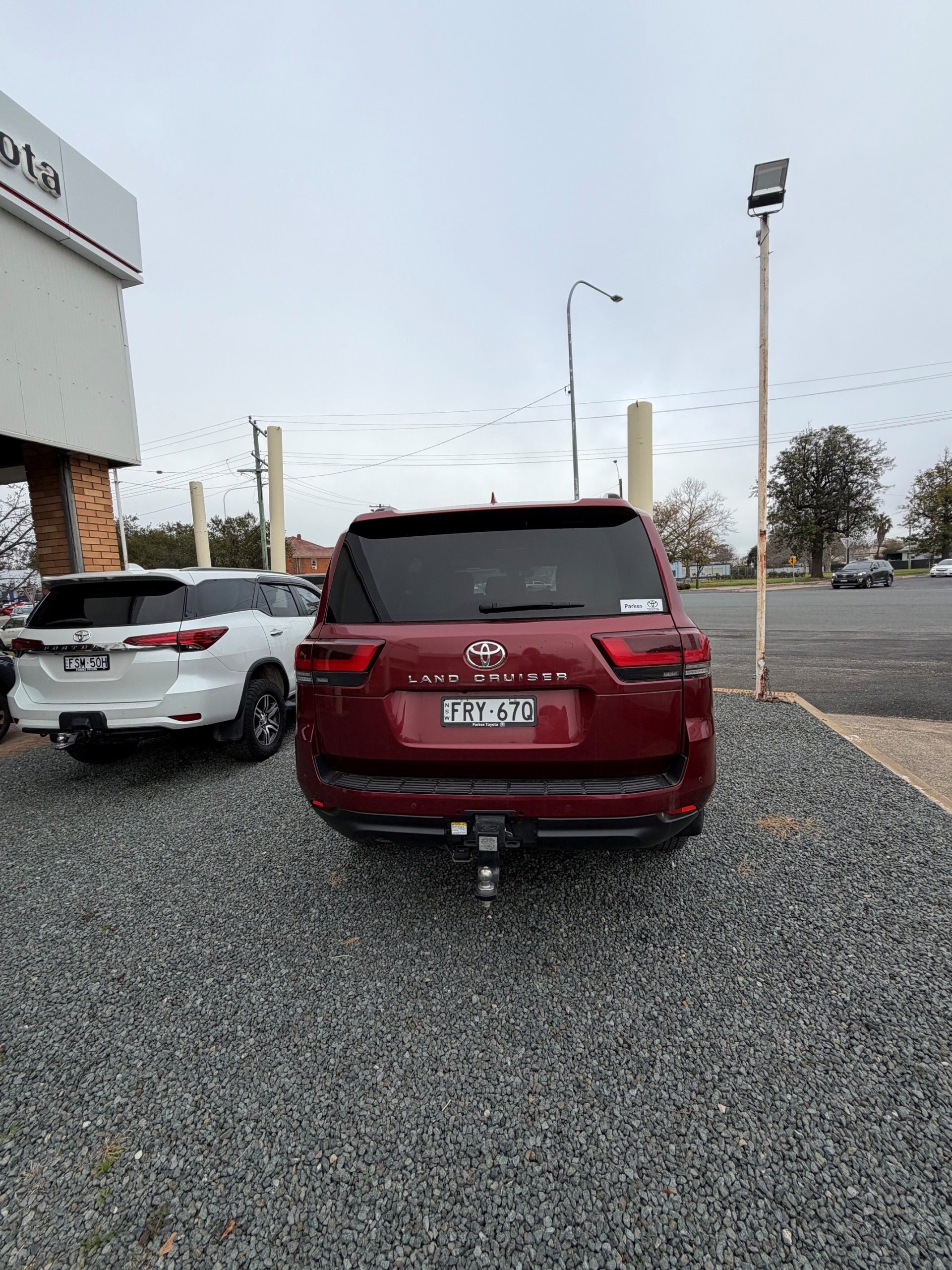 Landcruiser Wagon VX 3.3L Diesel - Image 3